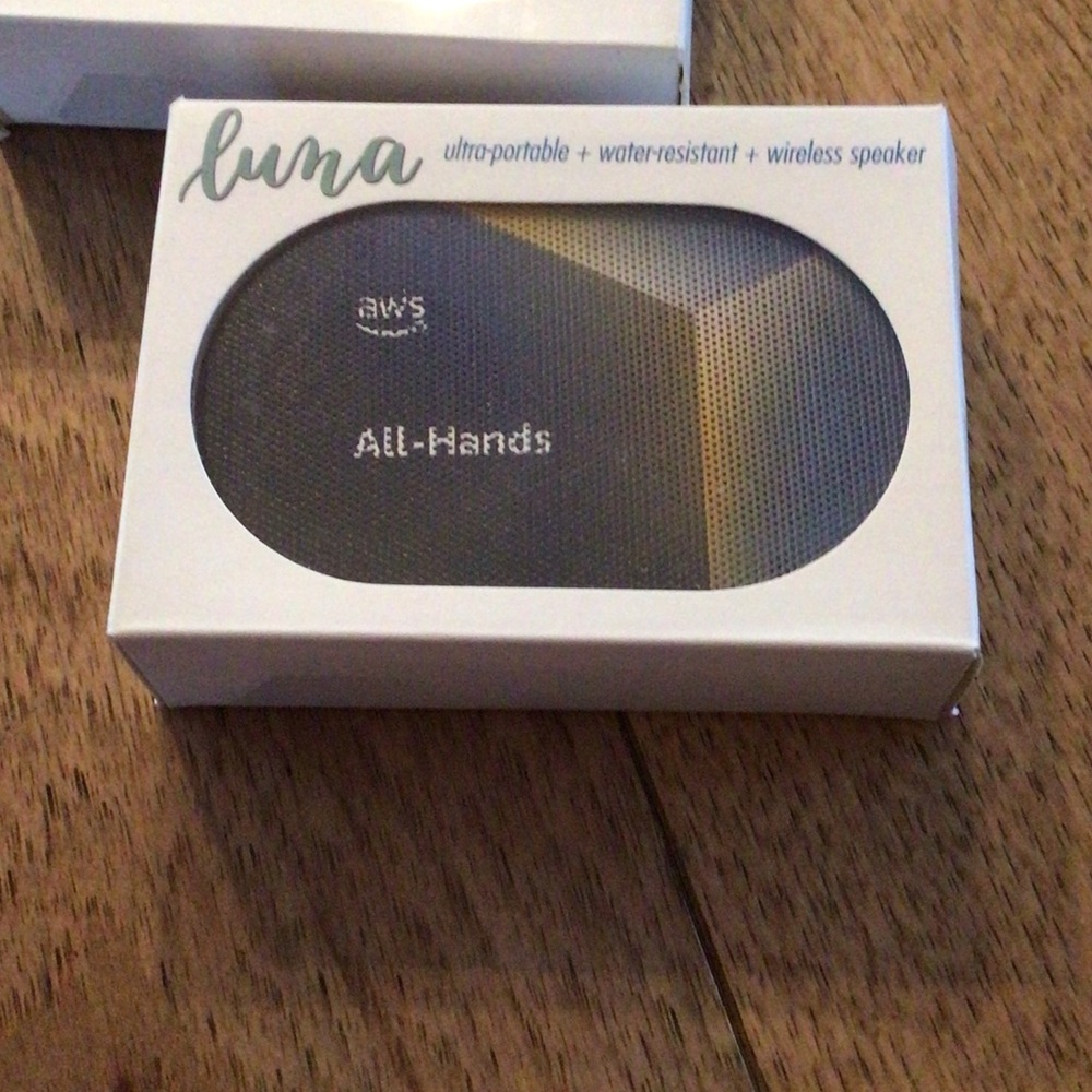 Amazon Essentials Luna Portable Speaker - Black and Gray